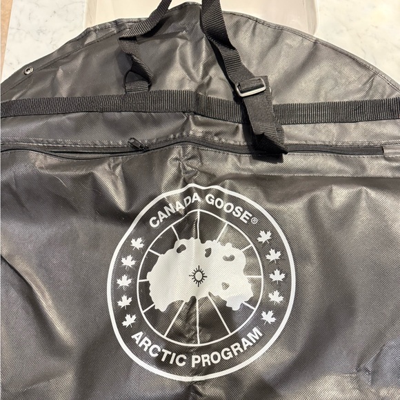 Canada Goose Women's Dark Blue Puffer Coat - Picture 12 of 12